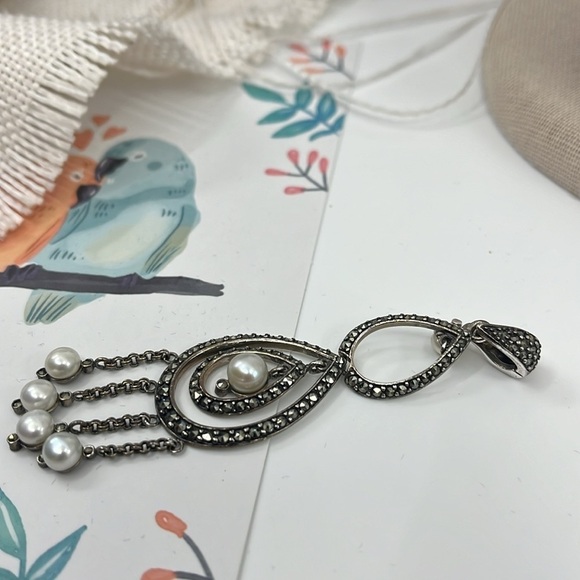Vintage Suspicion Marcasite & Pearl Pendant 🌟 Sterling Elegance - Picture 11 of 14